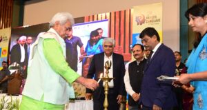 Lt Governor inaugurates ‘J&K Health Conclave’ at Srinagar