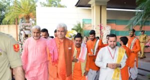 Lt Governor attends Kailakh Sanskrit Ratna Puraskar ceremony at Jammu