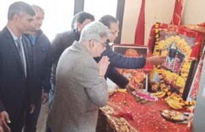 CS Dulloo inaugurates Mata Bhaderkali Asthapan’s Stone Work Sanctum Sanctorium at Thalwal