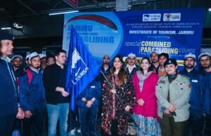 Yasha Mudgal flags off 25 member group from Jammu for 17 day Special Combined Paragliding Course