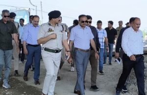 Div comm review Amarnath yatra arrangements at lakhanpur