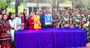 Team, “The Asian School” Jammu tie Rakhis on soldiers’ hands in heartwarming gesture