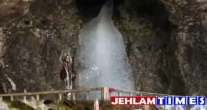 LG Manoj Sinha Performs Pratham Puja at Holy Amarnath Cave Ahead of Annual Yatra