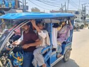 304 E-Rickshaws, E-#Autos Seized in #Traffic Drive