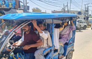 304 E-Rickshaws, E-#Autos Seized in #Traffic Drive
